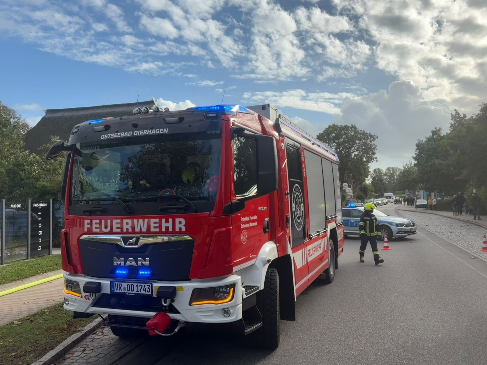 Wohnungsbrand in Ahrenshoop – überörtliche Hilfe – Bild 1 von 3